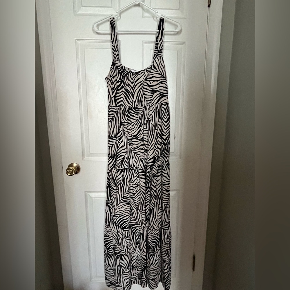 Soma Black and White Maxi Sundress Sleeveless